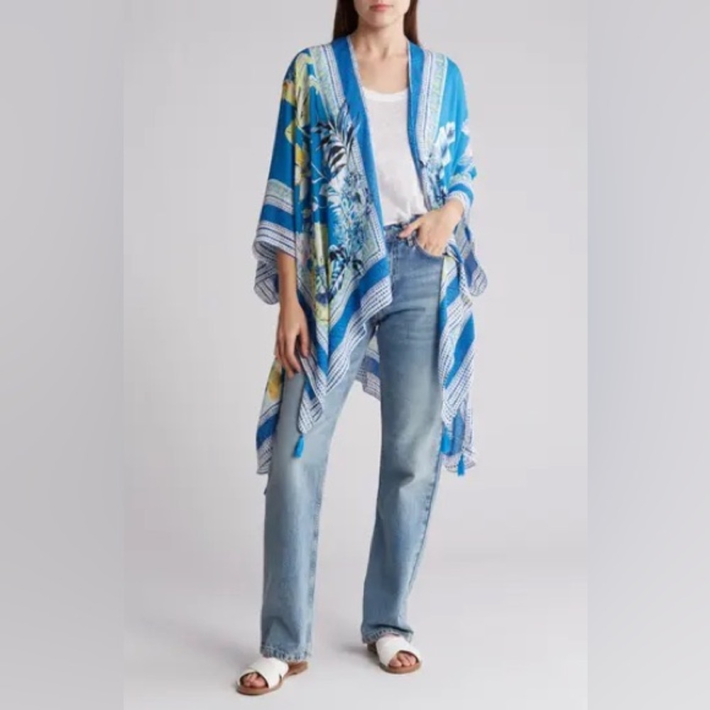 NWT Tropical Blooms Ruana by Vince Camuto
